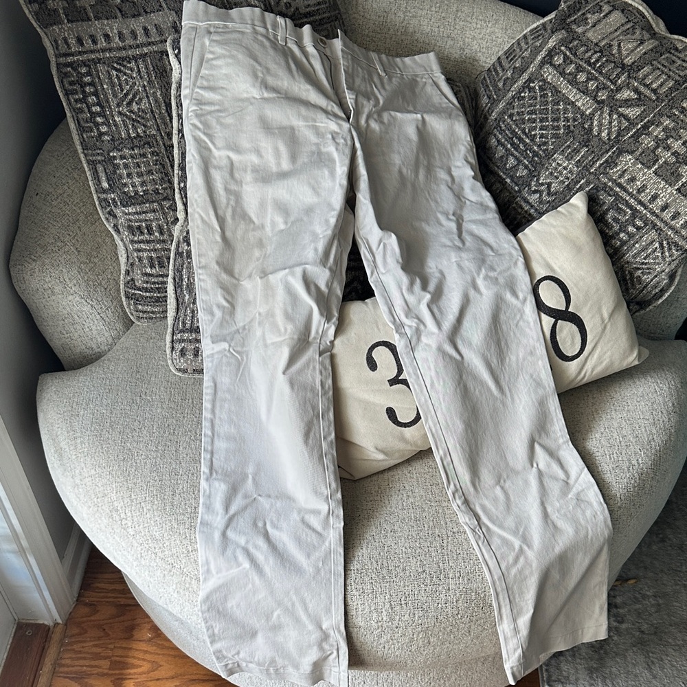 GAP Men's Light Gray Chinos